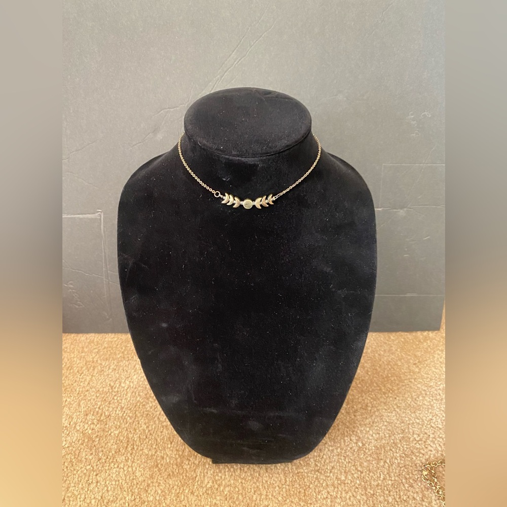 Hot Topic Moon Phase Crescent Choker Collar Necklace brass gold tone